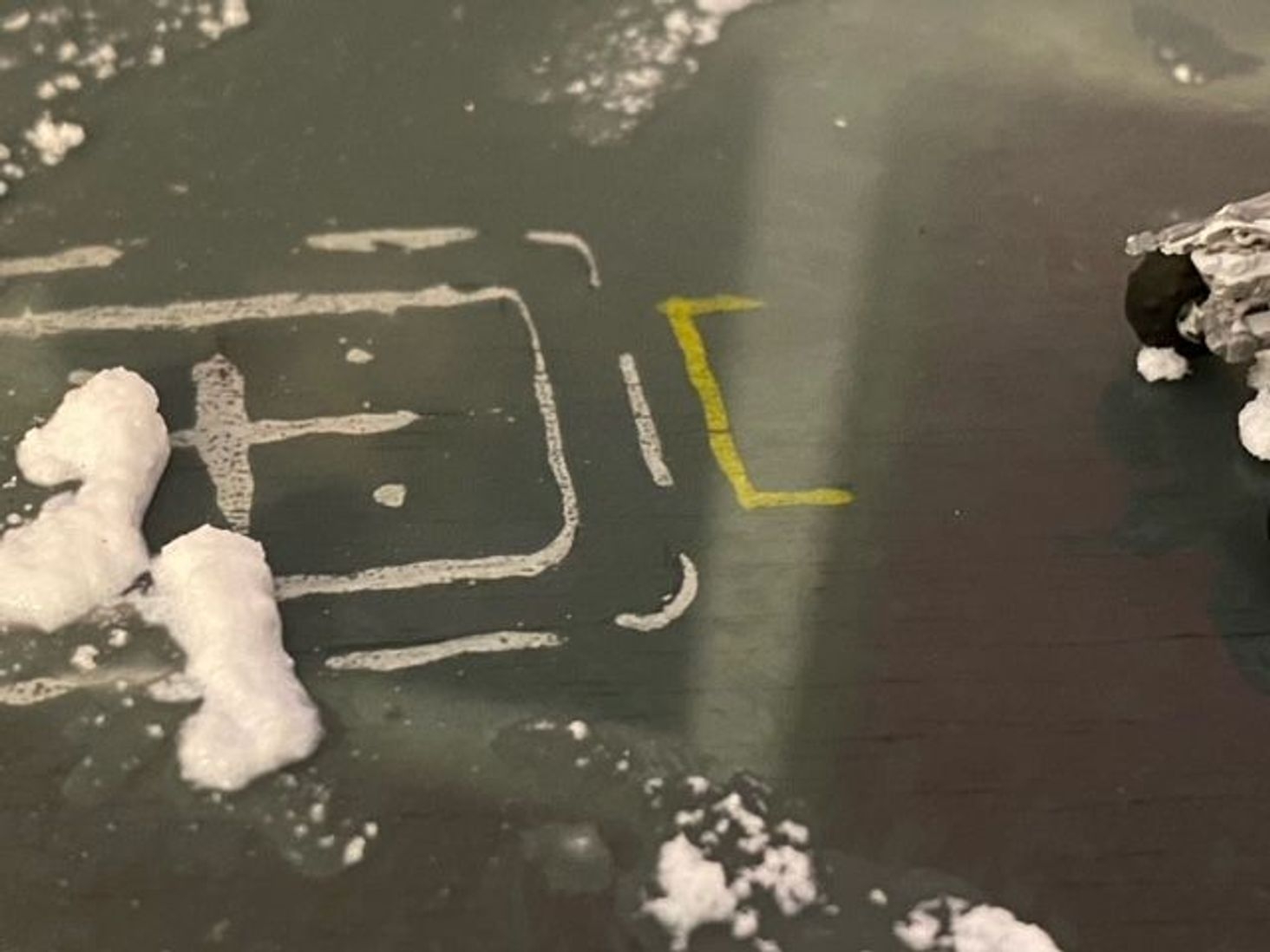 Covered the base with resin to give that icy wet feel.