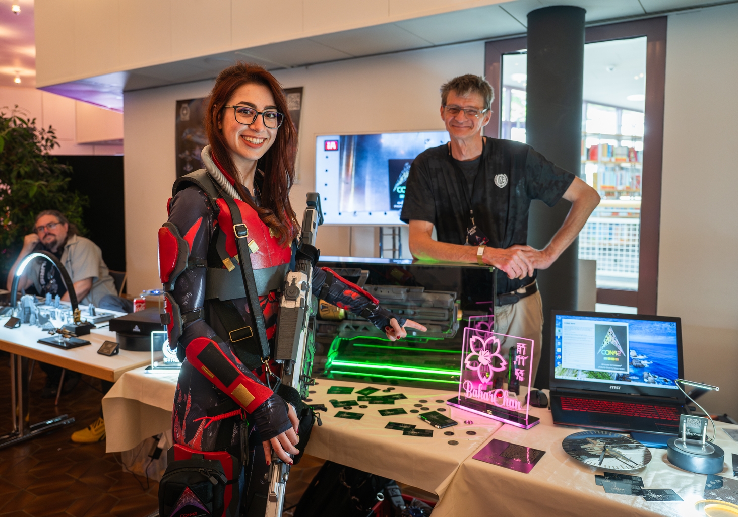 "DerOrga" with his gorgeous laser artwork. https://www.logoxxl.de/