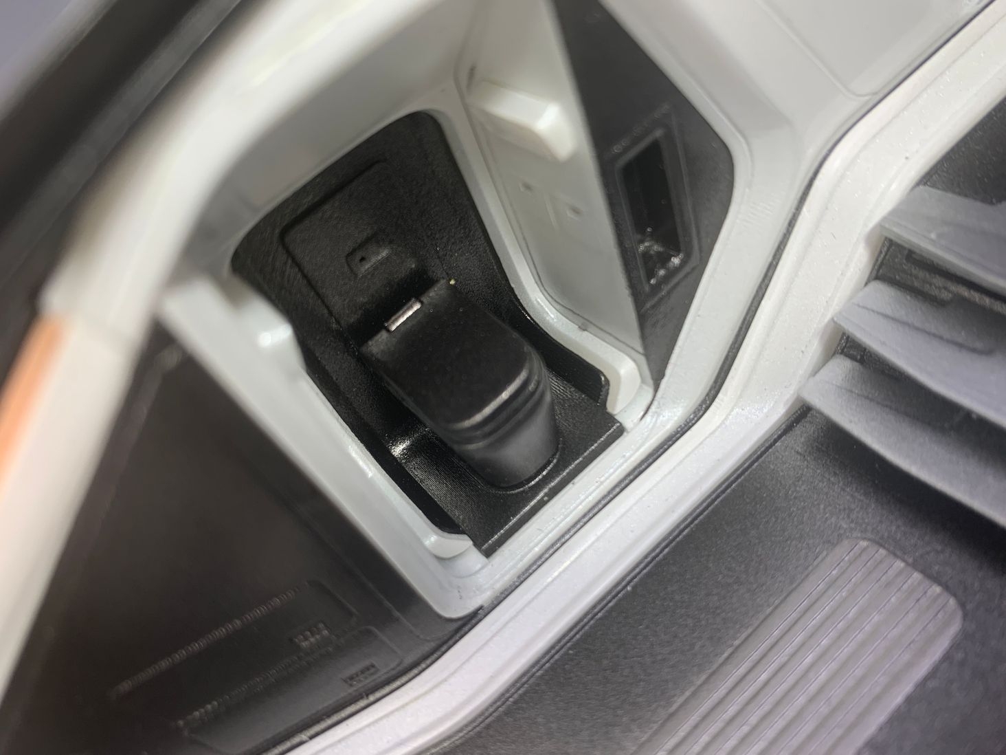 my second 300i, more parts, more details