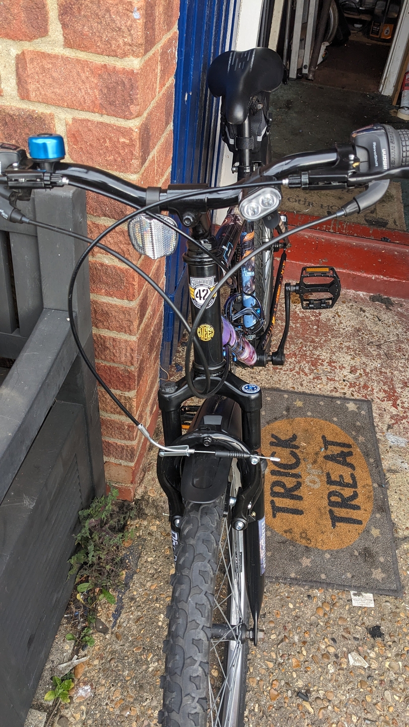 couldnt resist the SQ42 logo for the bike frame logo. 