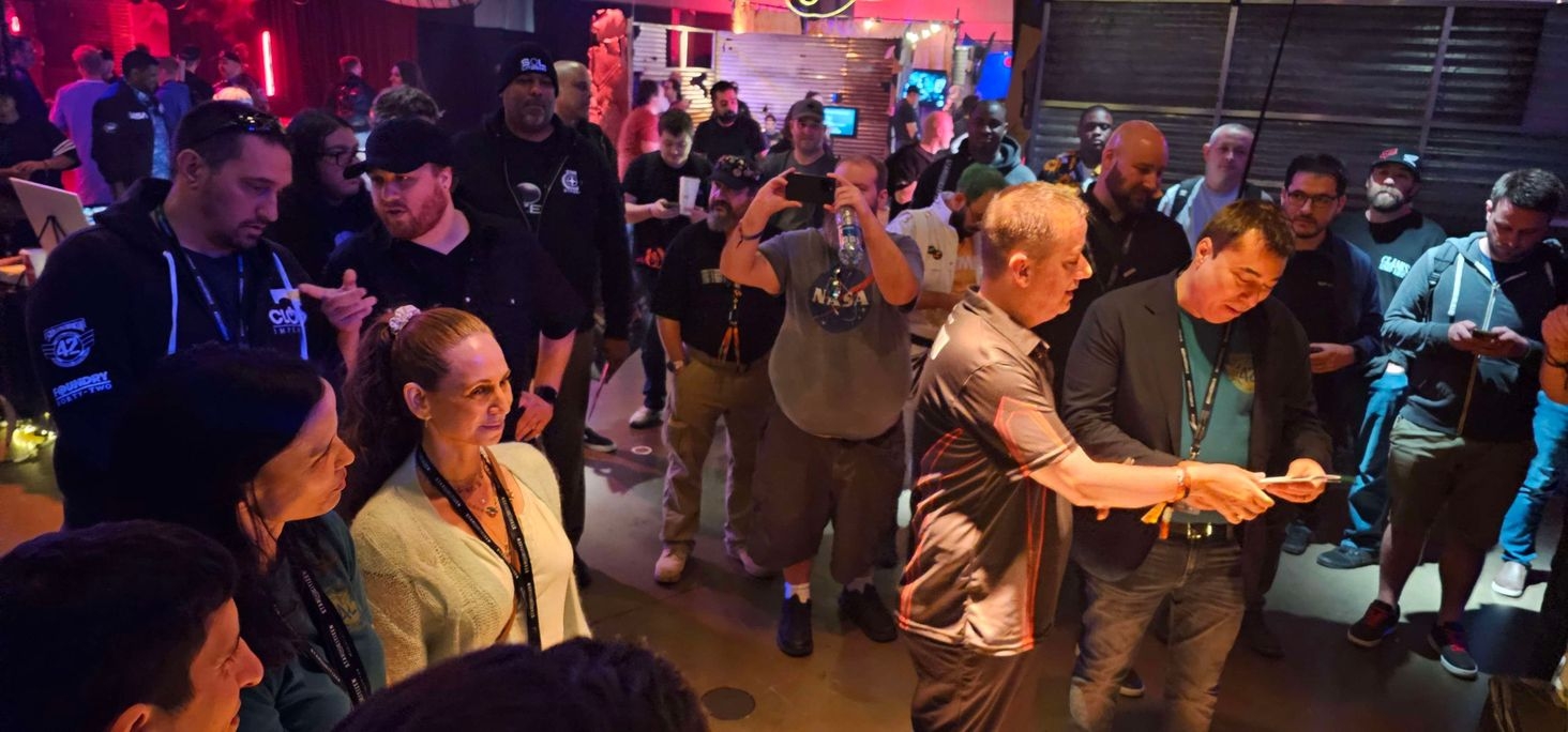 Talking about the Bengal lore with Chris Roberts